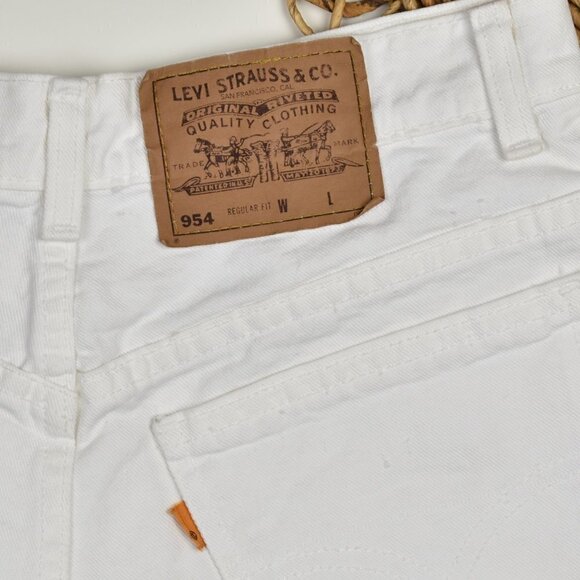 Vintage Orange Tab Levi's 954 White Cuffed Denim Shorts - Picture 5 of 6